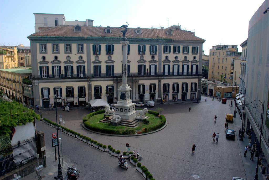 Relais Piazza Dei Martiri Acomodação com café da manhã Nápoles Quarto foto